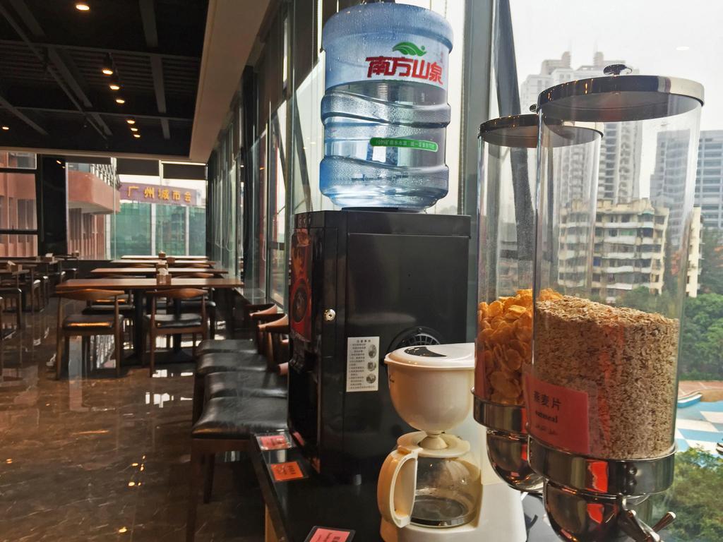 Paco Hotel Shuiyin Road Guangzhou-Free Bus Canton Fair Exteriör bild